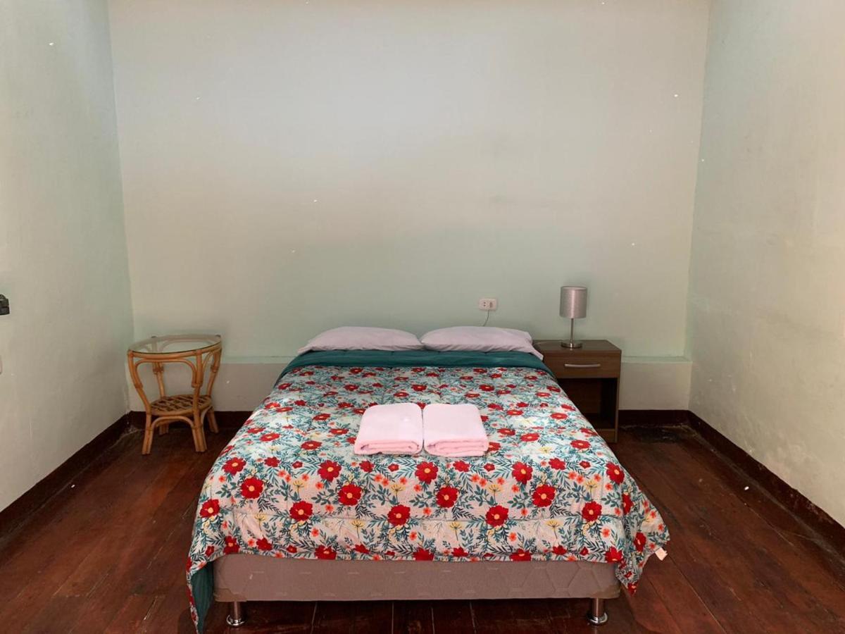 Wild Olive Guest House 伊察 外观 照片
