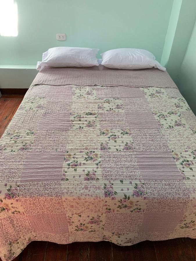 Wild Olive Guest House 伊察 外观 照片