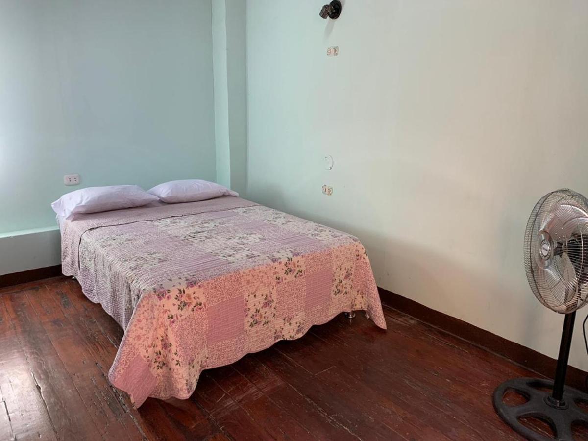 Wild Olive Guest House 伊察 外观 照片