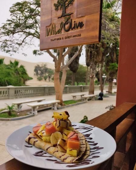 Wild Olive Guest House 伊察 外观 照片